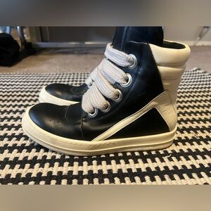 Men’s 40 Rick Owen’s Geobasket